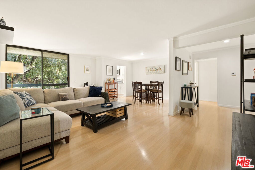 Photo of Listing #25552715