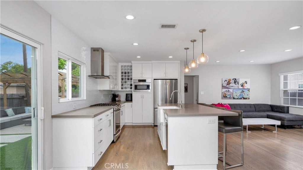 Photo of Listing #PW25134143