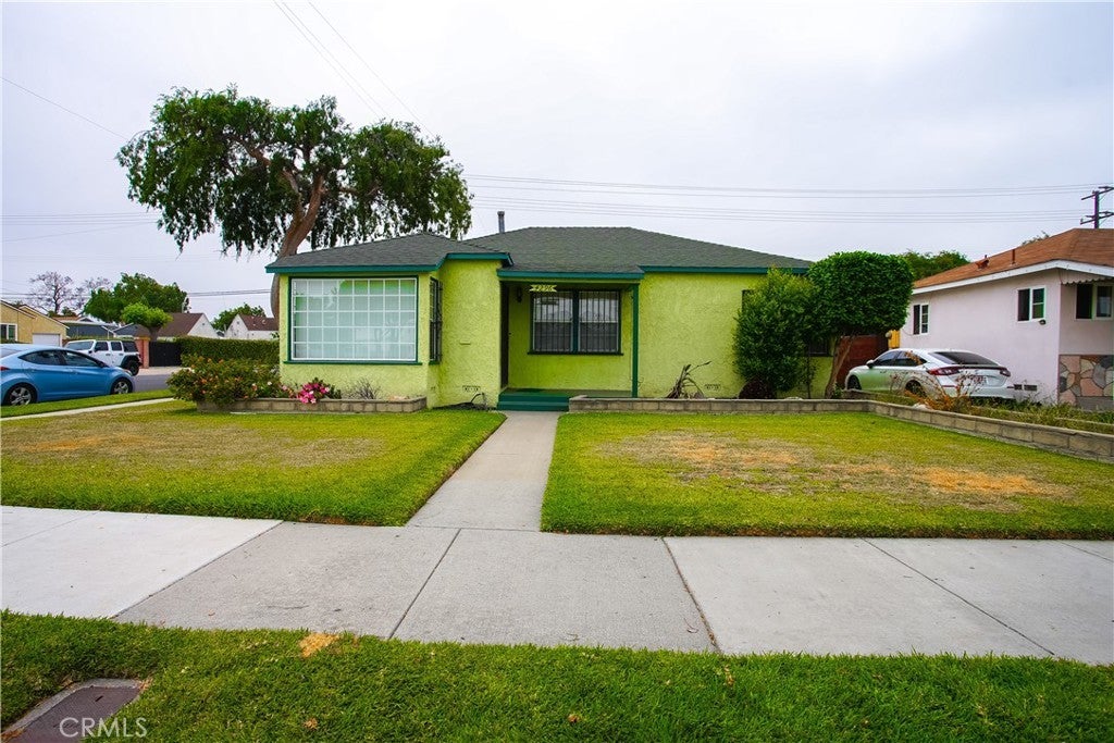 Photo of Listing #IV25131662