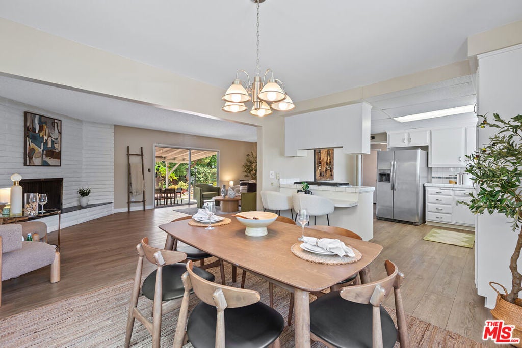 Photo of Listing #25549909