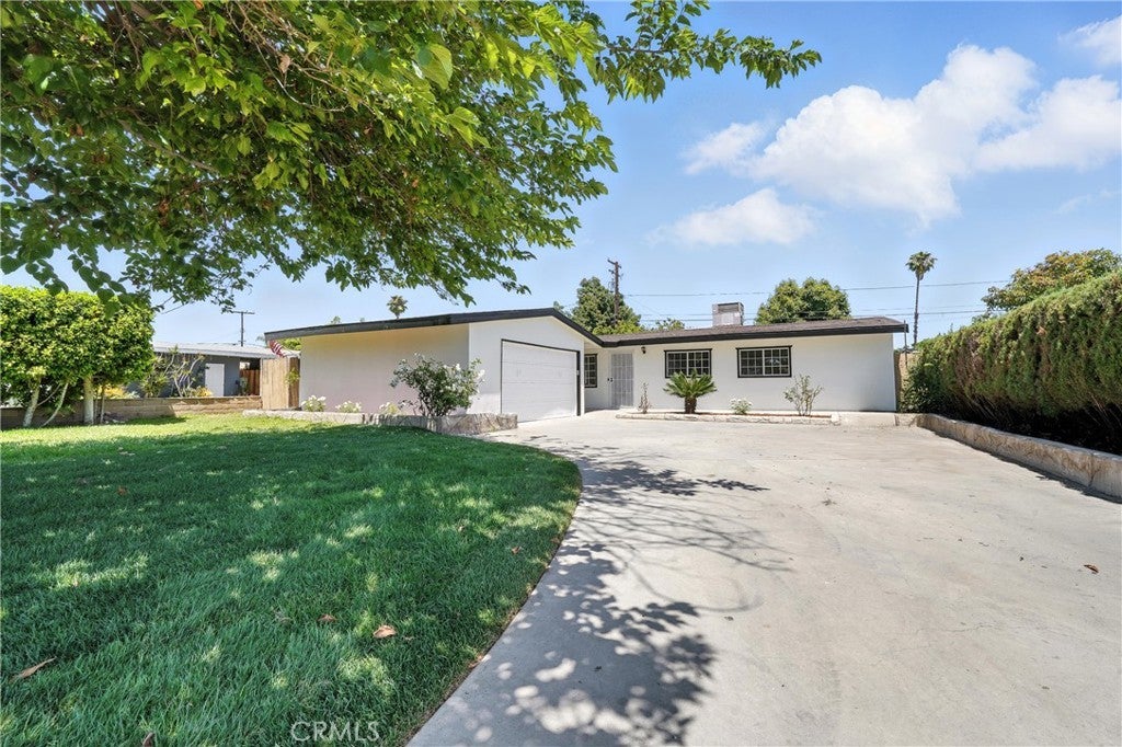 Photo of Listing #PW25134402