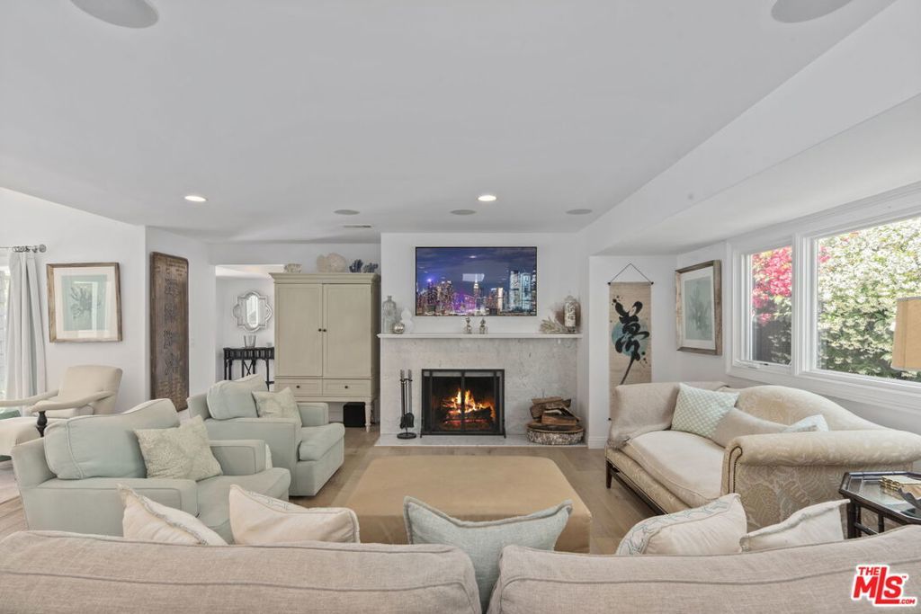 Photo of Listing #25552619