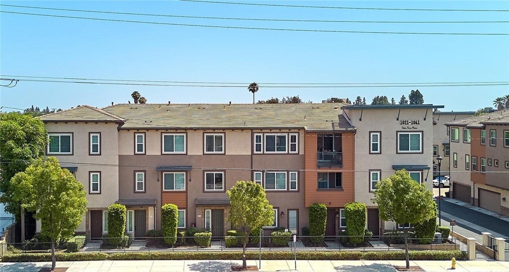 Photo of Listing #PW25131893