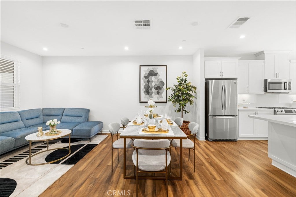 Photo of Listing #OC25134482