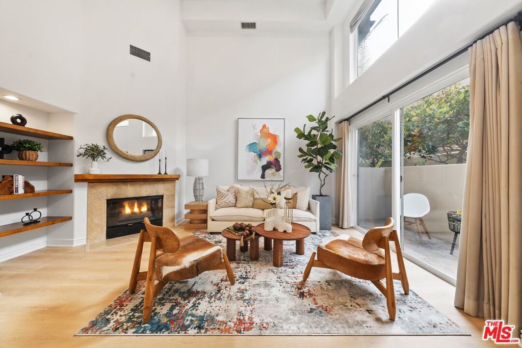 Photo of Listing #25552179