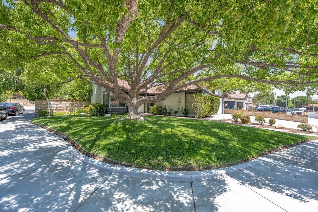 Photo of Listing #SR25134753