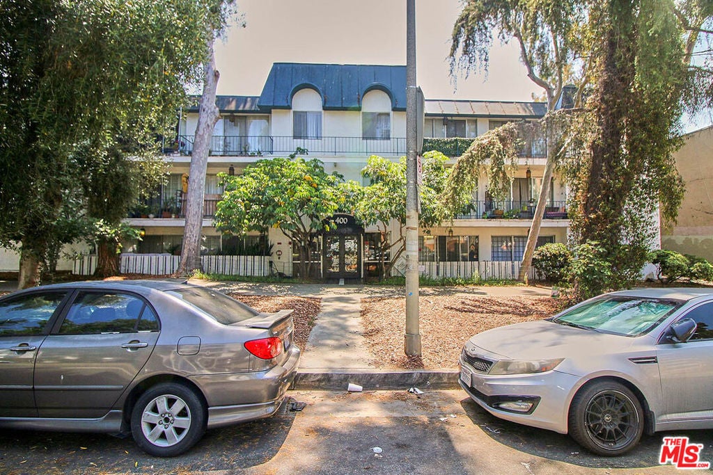 Photo of Listing #25549077