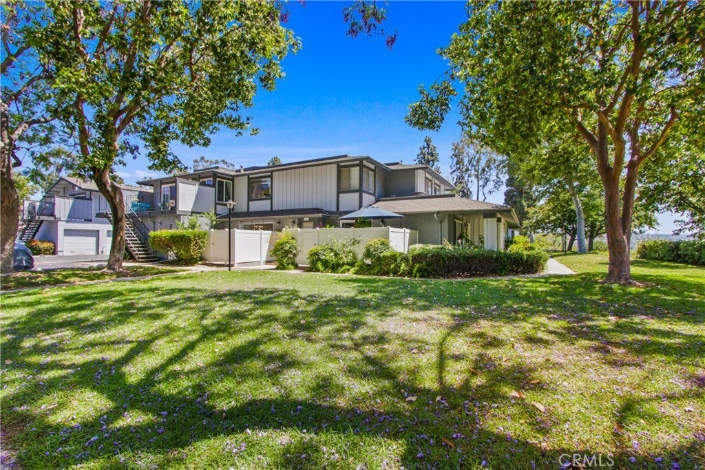 Photo of Listing #PW25135242