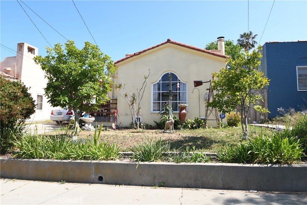 Photo of Listing #SB25135324