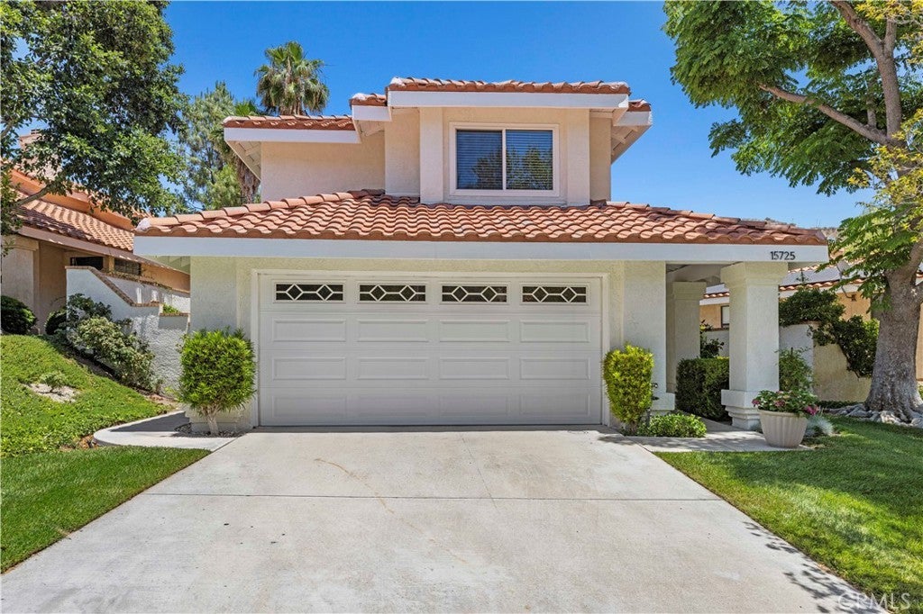 Photo of Listing #SR25134154