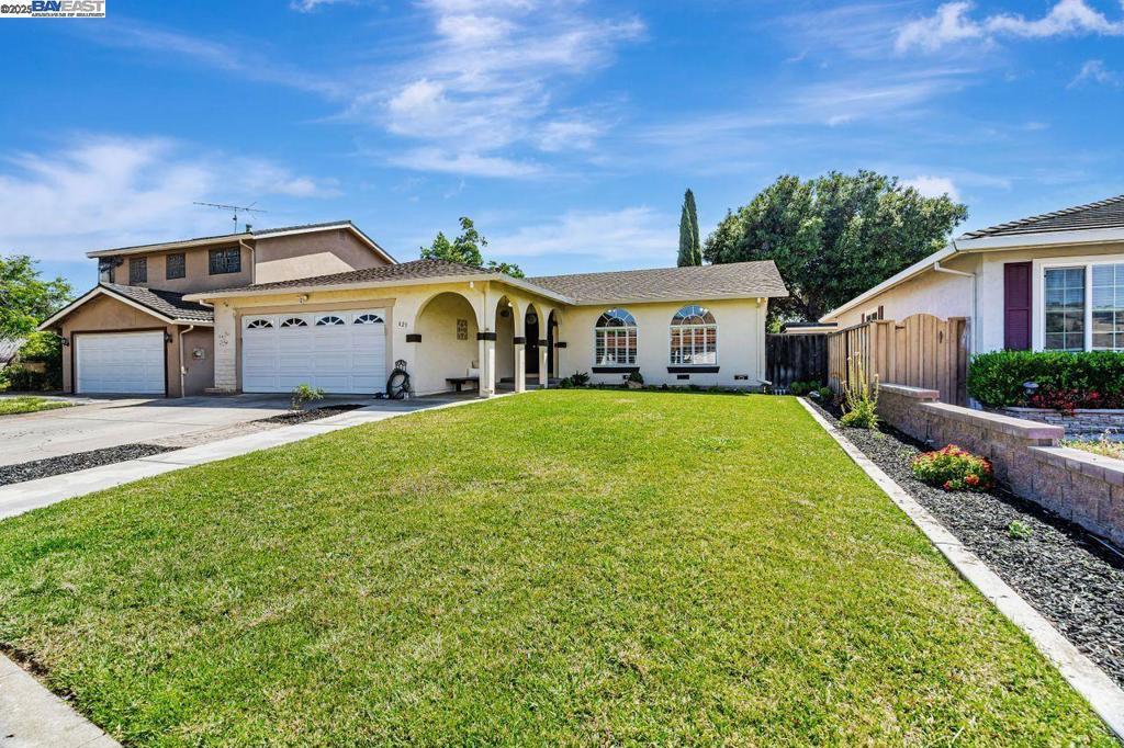 Photo of Listing #41101674