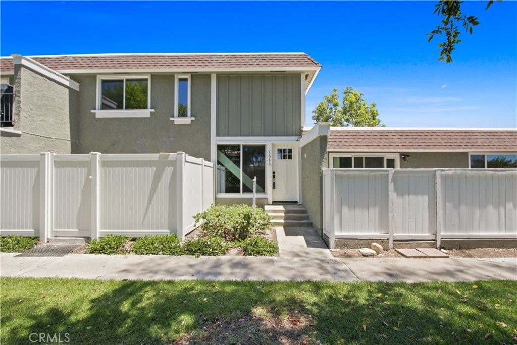 Photo of Listing #OC25135550