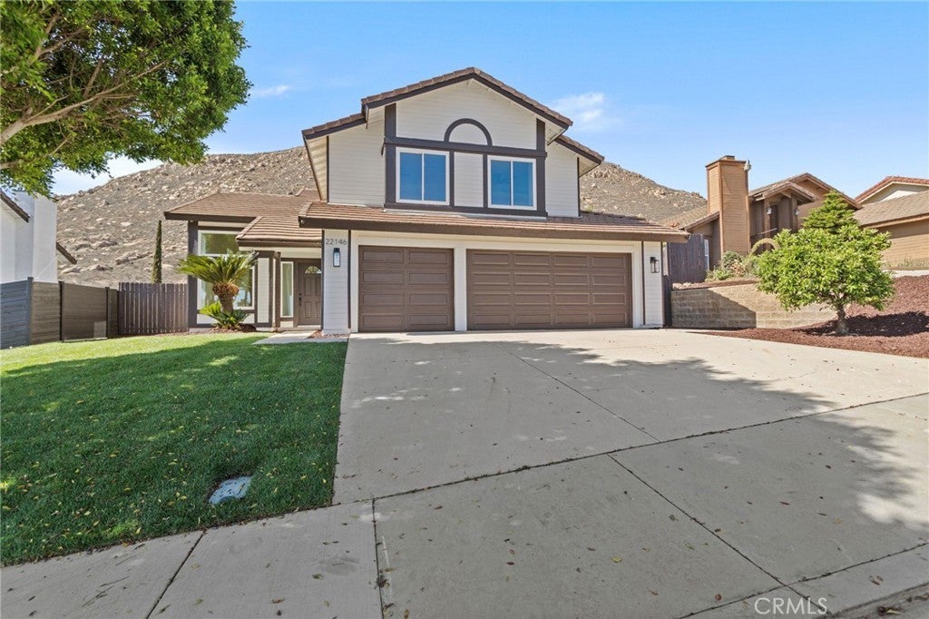 Photo of Listing #IV25135558