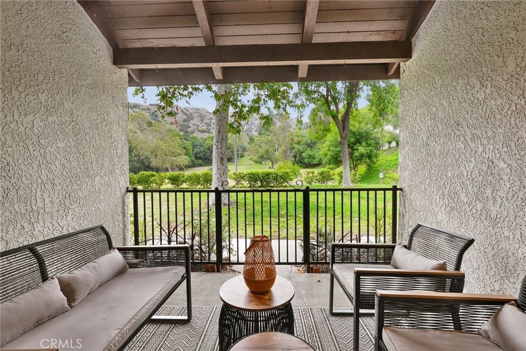 Photo of Listing #SR25135035