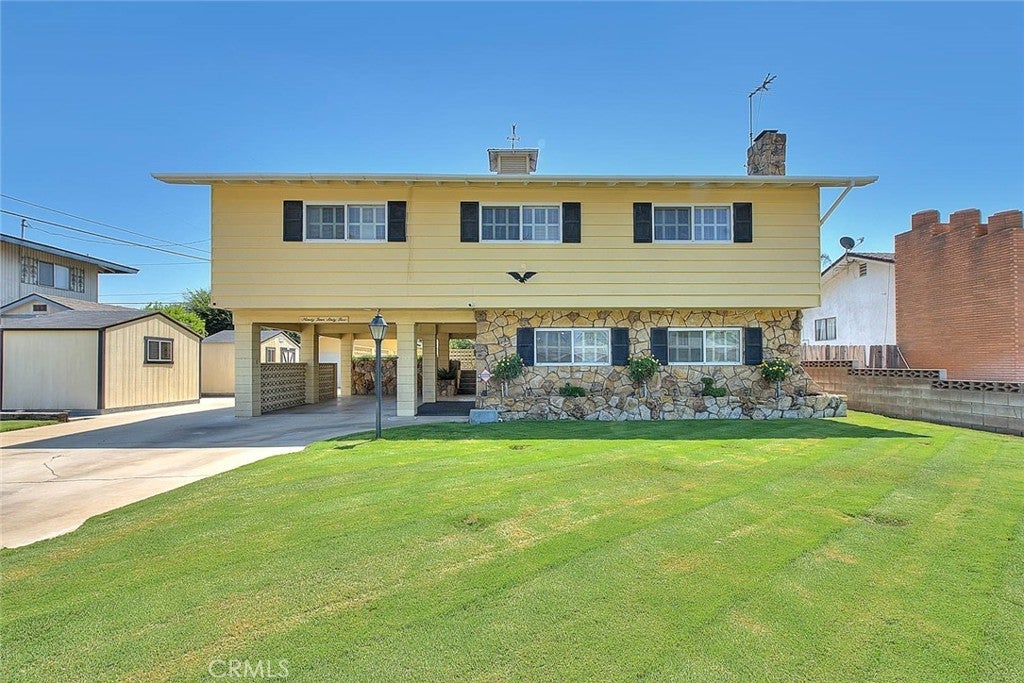 Photo of Listing #IV25135532