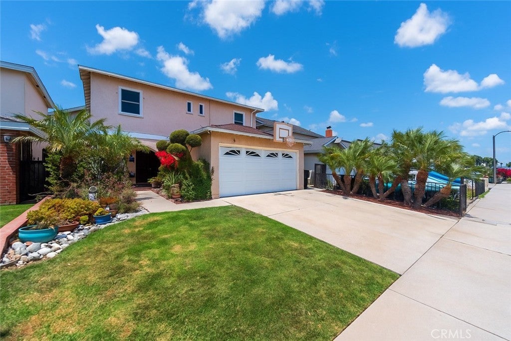 Photo of Listing #PV25135140