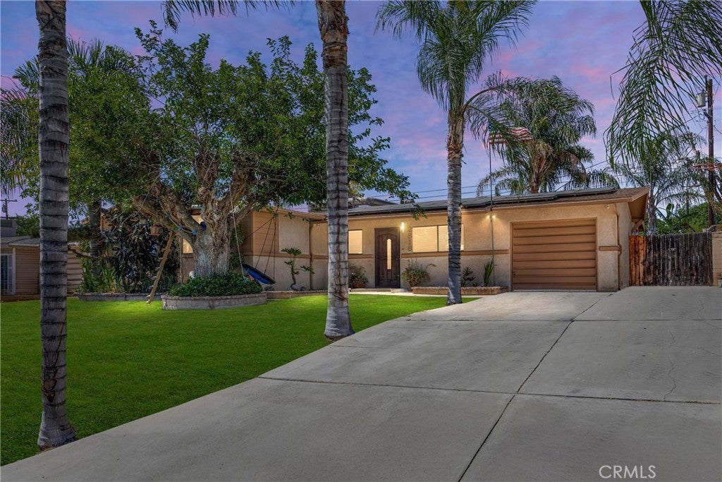 Photo of Listing #CV25135715