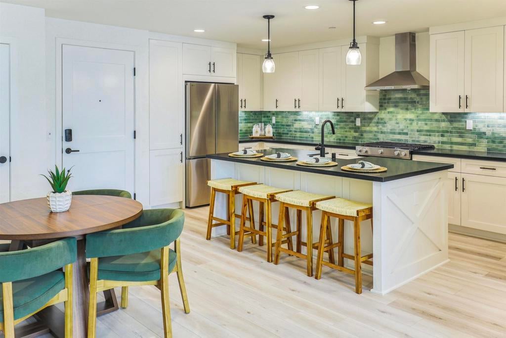 Photo of Listing #NDP2505945