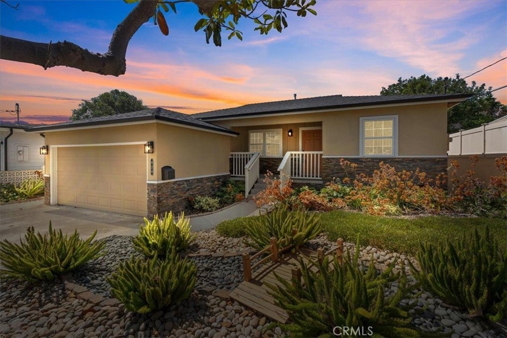 Photo of Listing #SB25135751