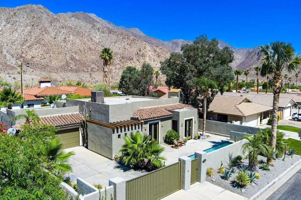 54385 Avenida Madero, La Quinta