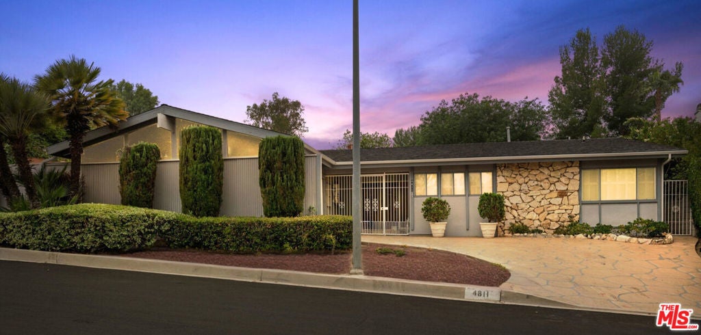 Photo of Listing #25550319