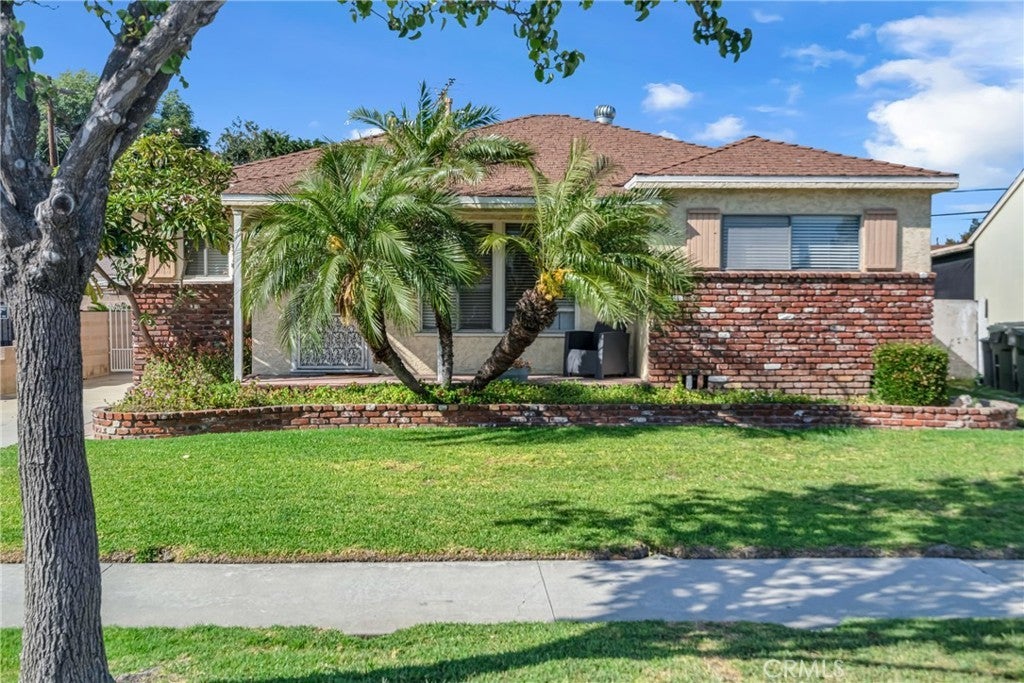 Photo of Listing #DW25136005