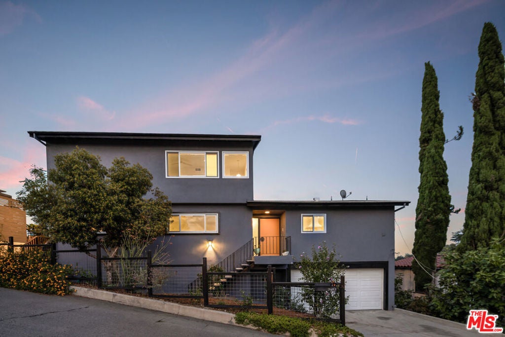 Photo of Listing #25553127