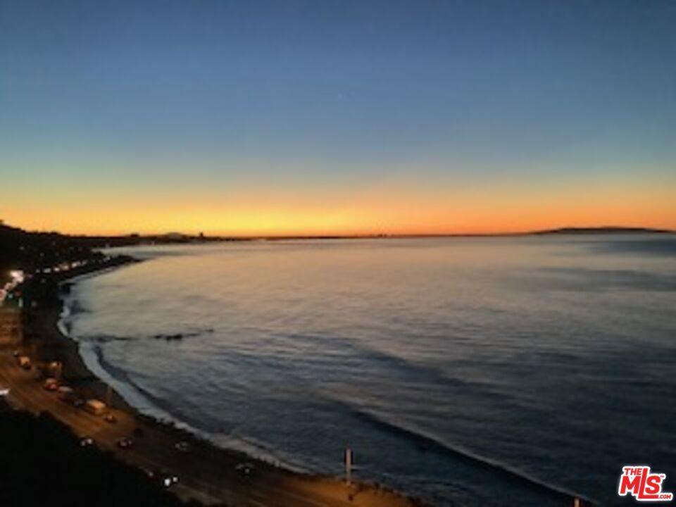 Photo of Listing #25553841