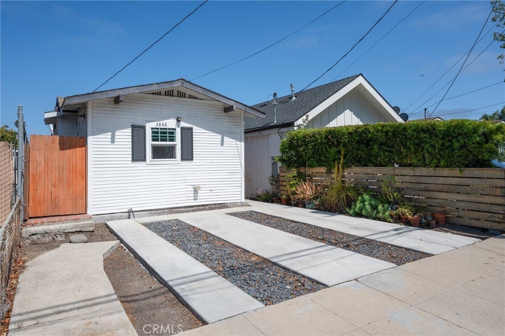 Photo of Listing #PV25127187