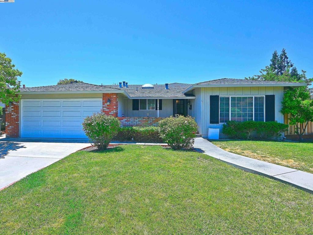 Photo of Listing #41101765