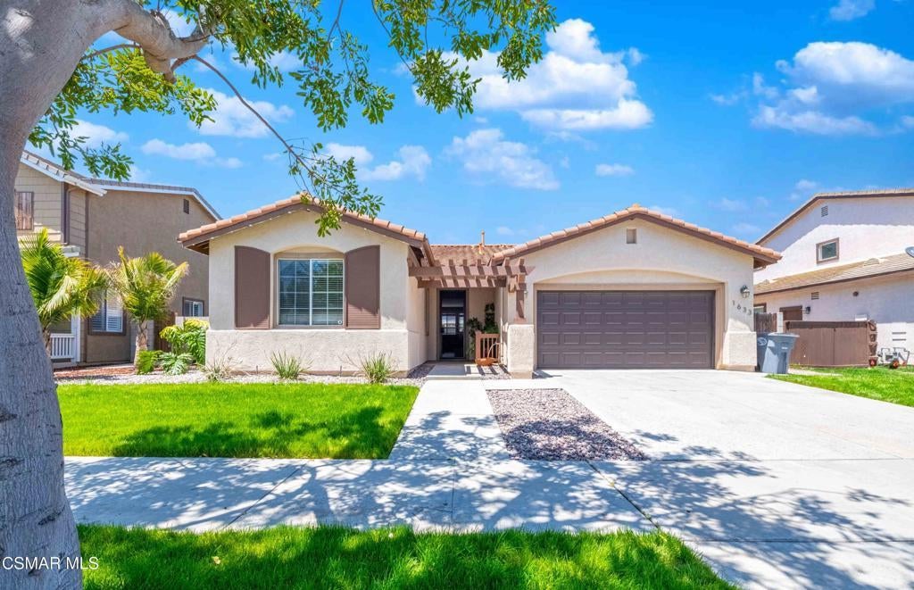 Photo of Listing #225003042