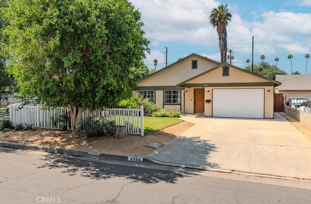 Photo of Listing #OC25122158