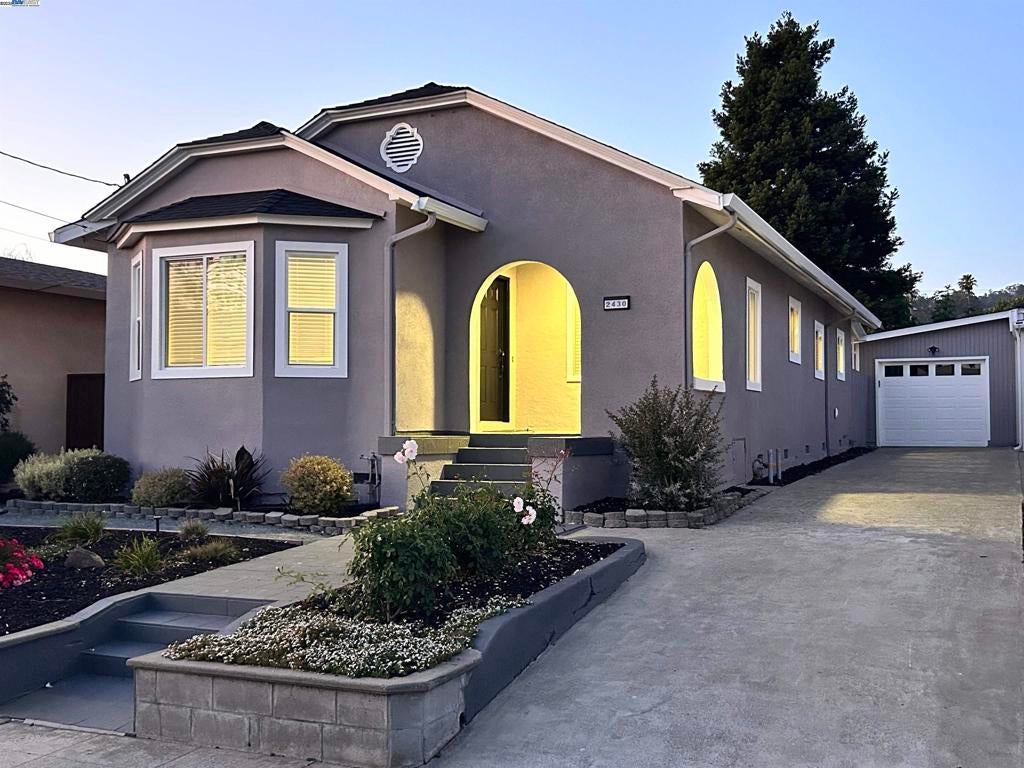 Photo of Listing #41101791