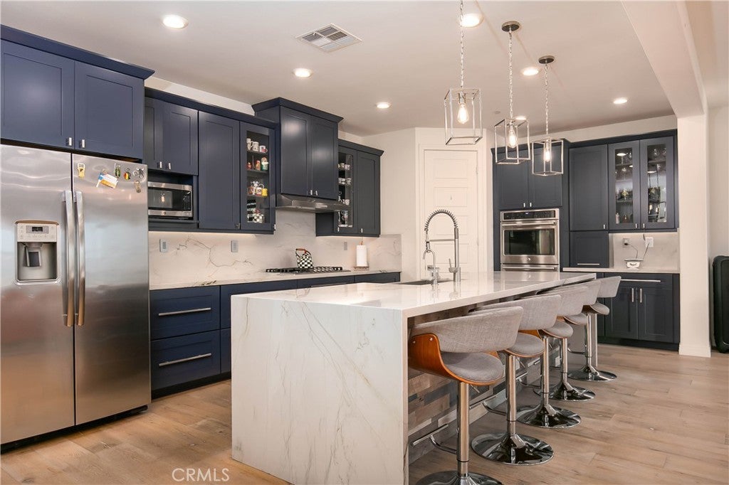 Photo of Listing #SR25129884