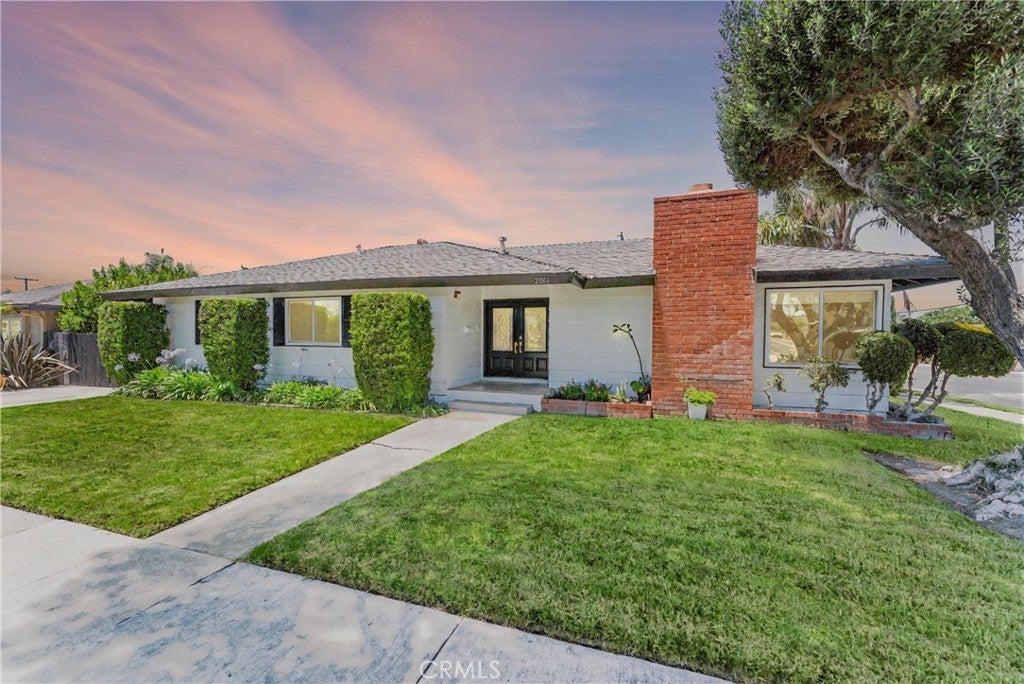 Photo of Listing #DW25135438