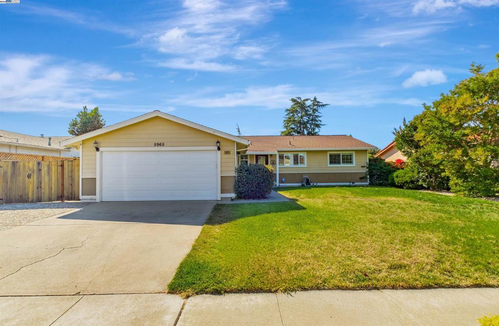 Photo of Listing #41101799