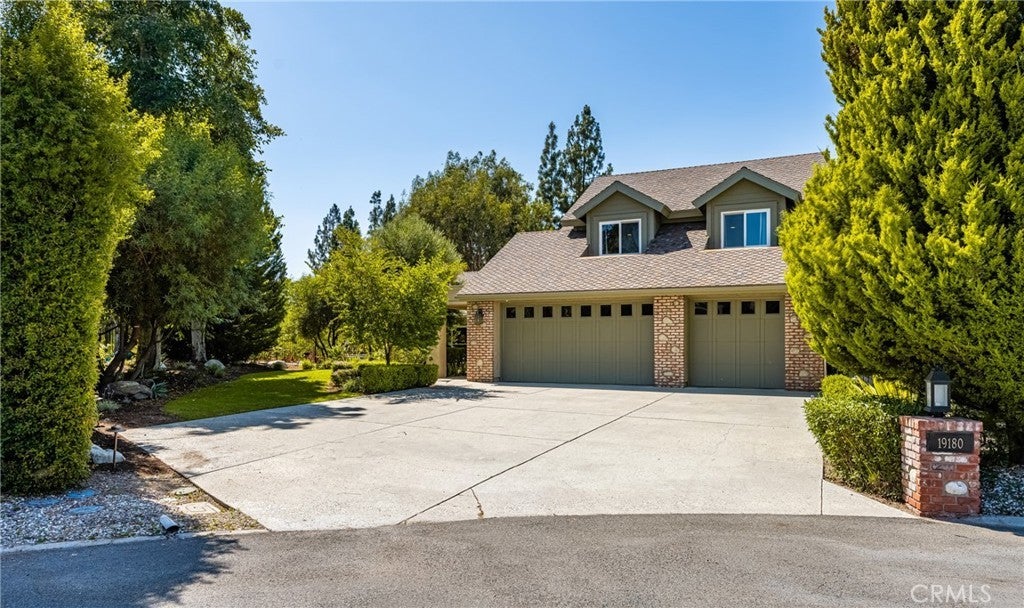 Photo of Listing #PW25136531