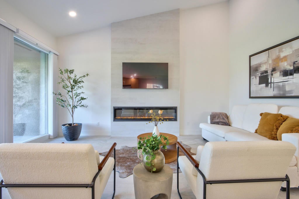 Photo of Listing #219131635DA