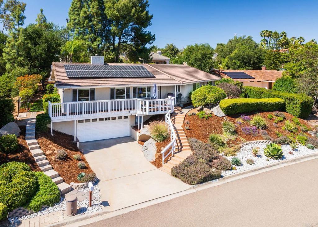 Photo of Listing #PTP2504557