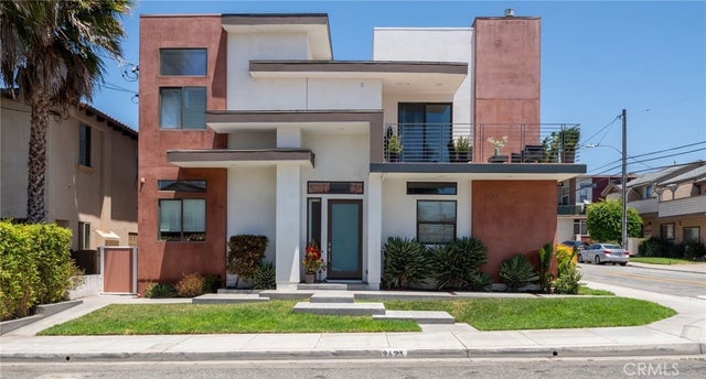 2623 Carnegie Lane, Redondo Beach.