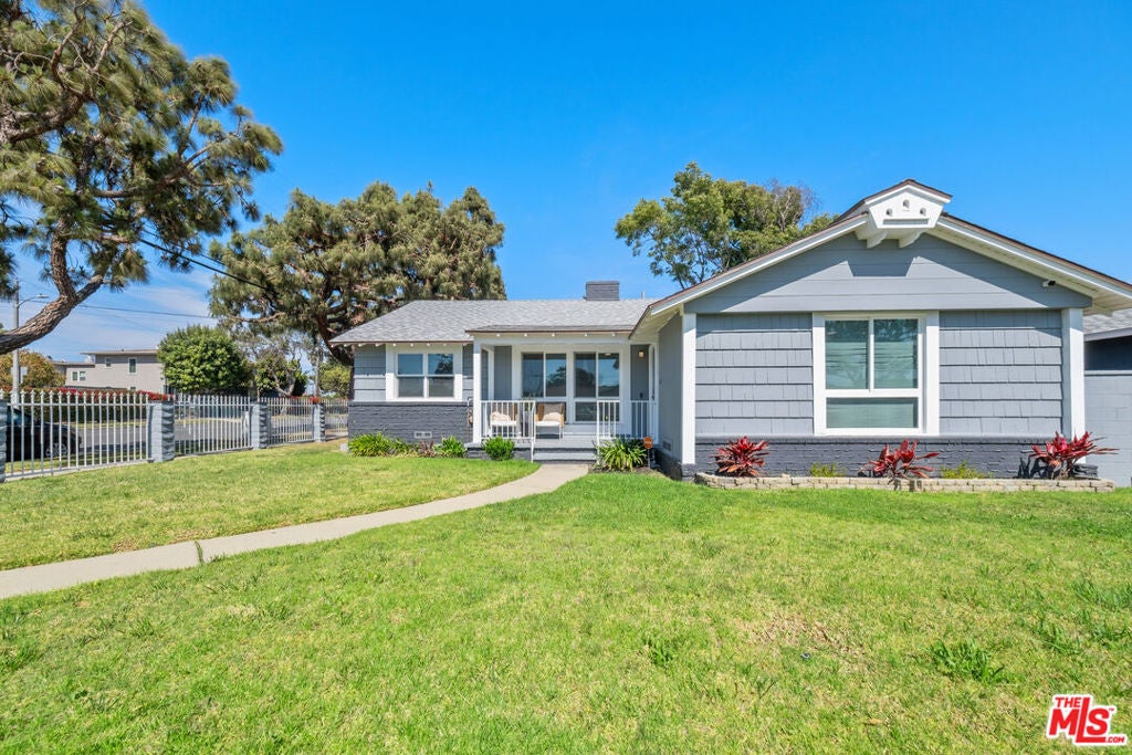 Photo of Listing #25554311