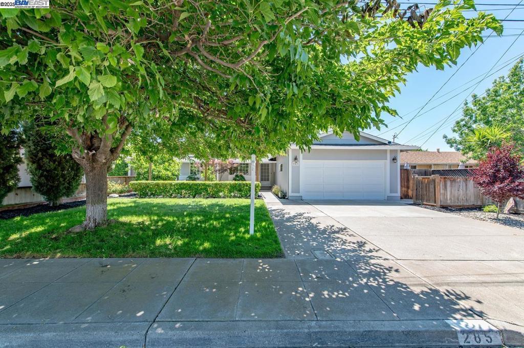 Photo of Listing #41101903