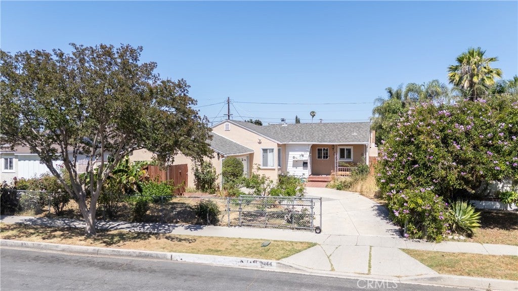 Photo of Listing #SR25137138