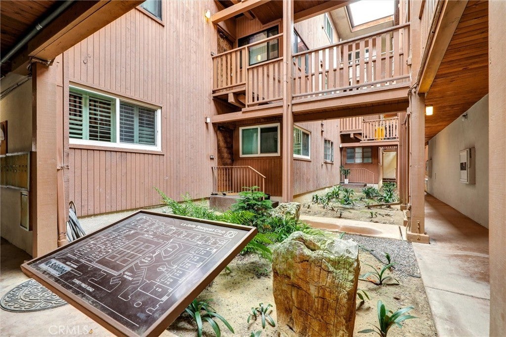 Photo of Listing #SB25134844