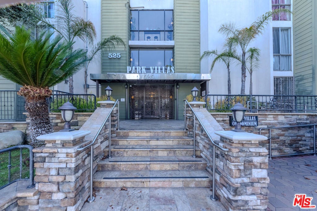 Photo of Listing #25554145