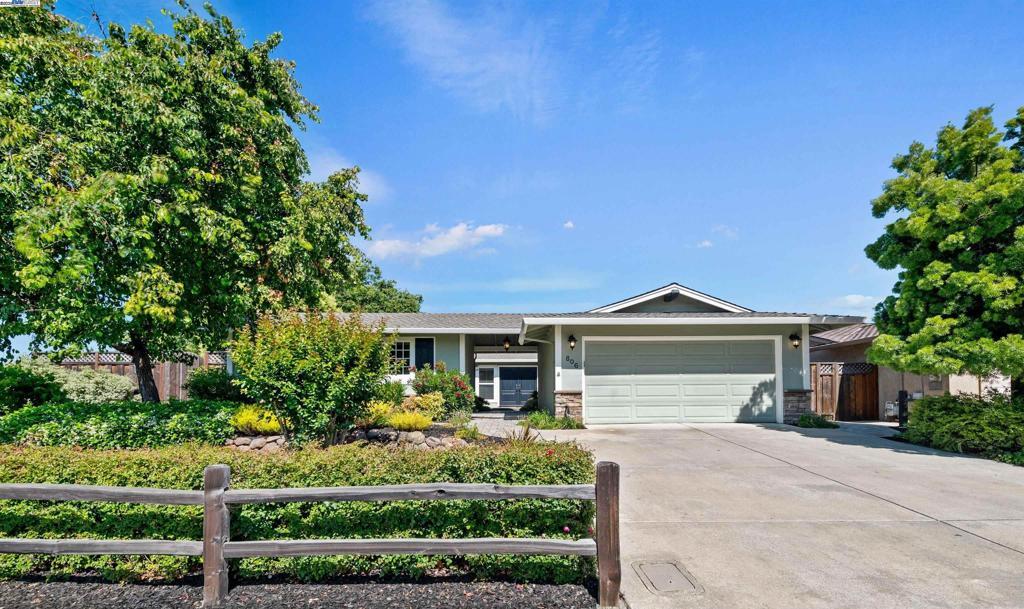 Photo of Listing #41101987