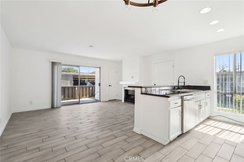 Photo of Listing #OC25137377