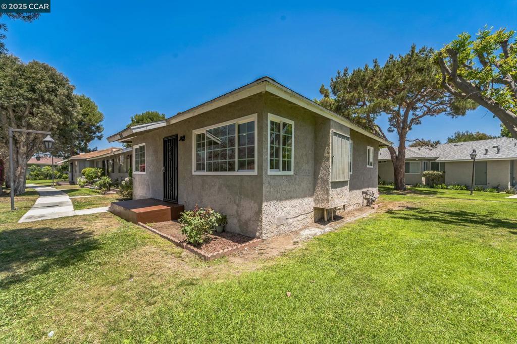 Photo of Listing #41102008