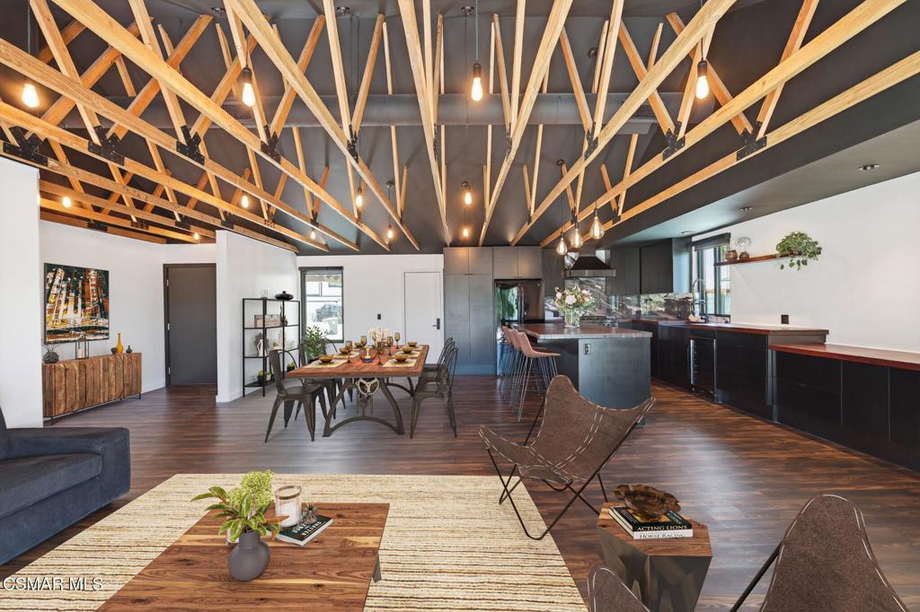 Photo of Listing #225003078