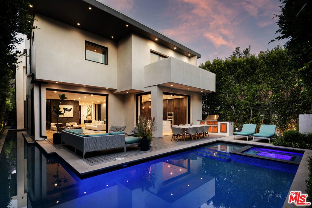 Photo of Listing #25551661